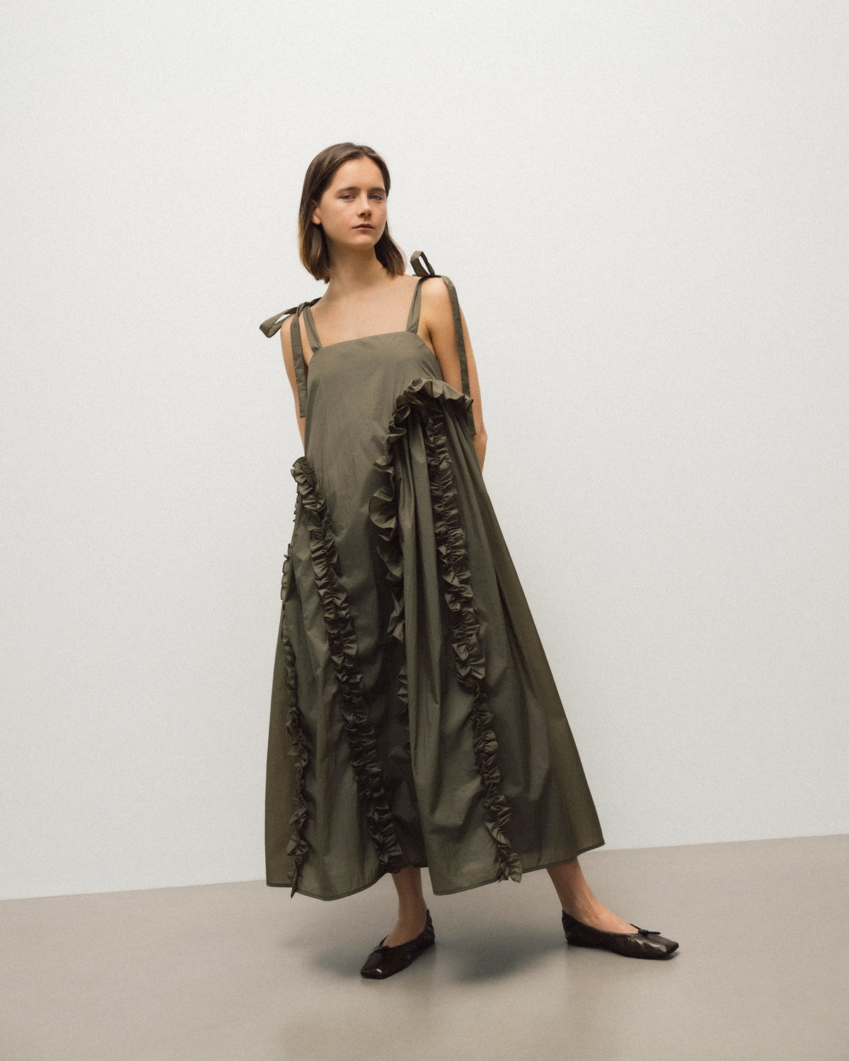OSWALD | DRESS SHEER RIPSTOP OLIVE NONA