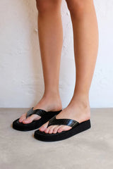 Yogi Slide Sandals in Black