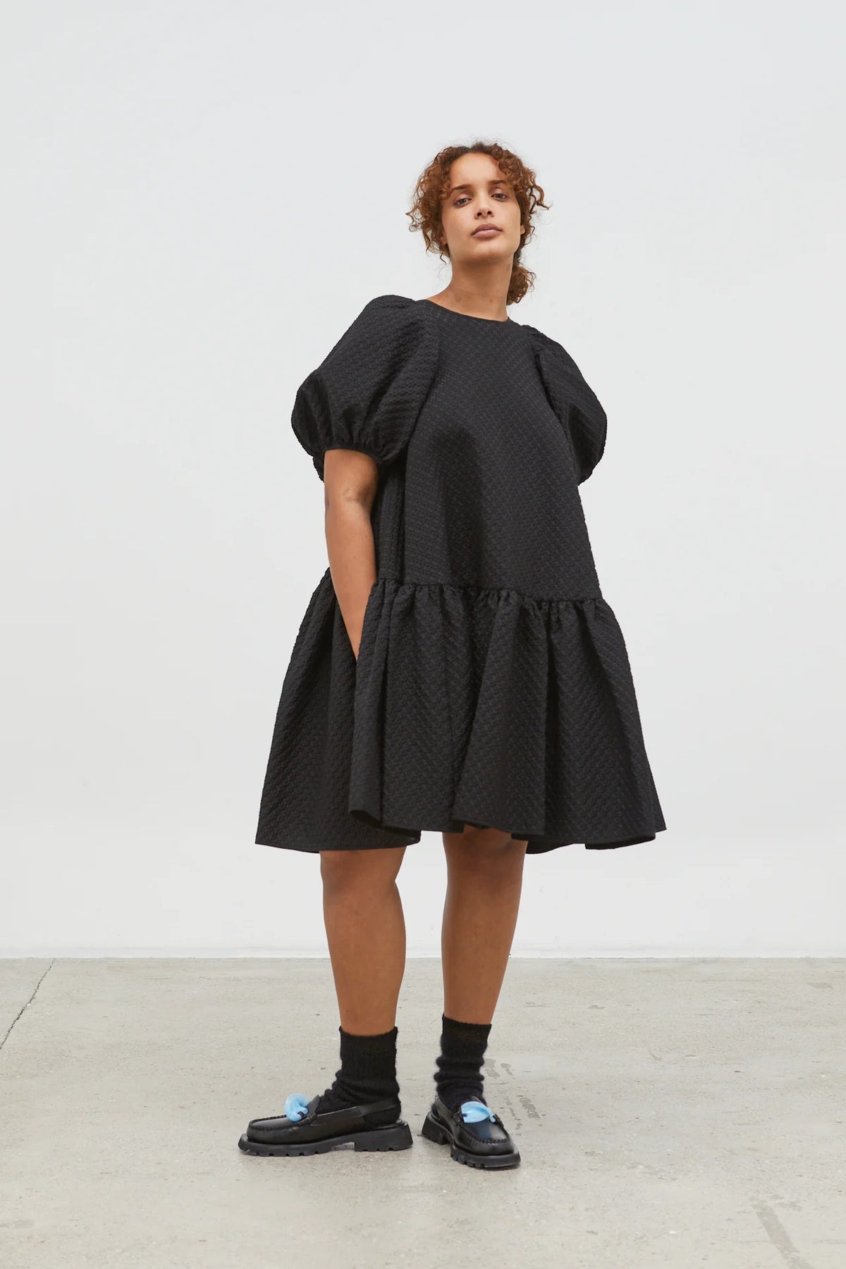ALEXA | DRESS BLOSSOM MATELASS… BLACK