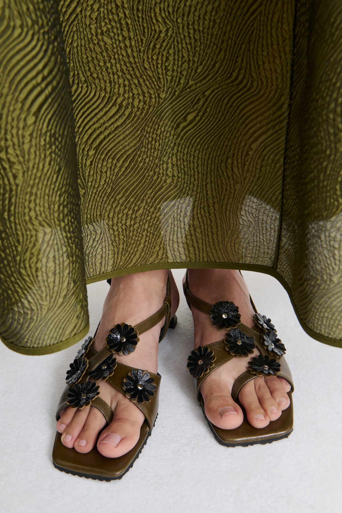 ARNA | SANDAL TEXTURED LEATHER OLIVE